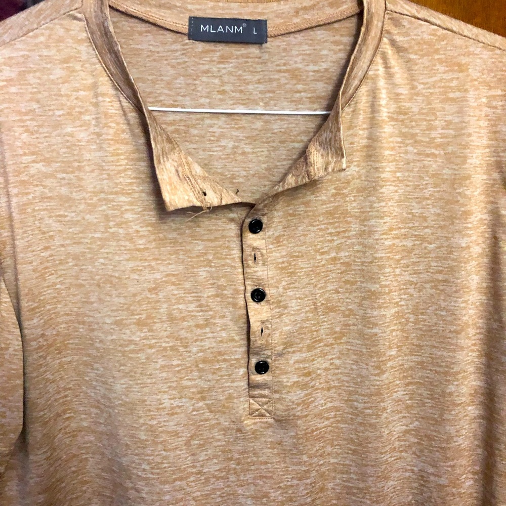 Men’s casual dress shirt